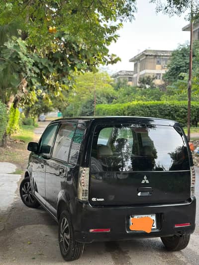 Mitsubishi Ek Wagon 2011