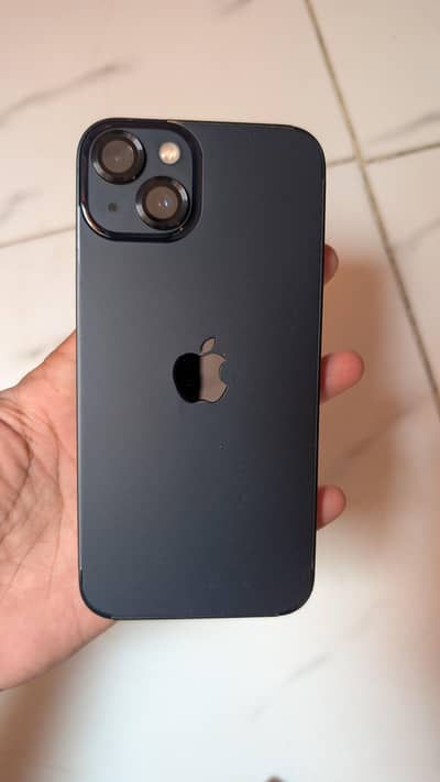 Apple iPhone 13