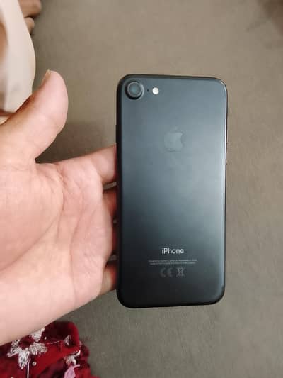Apple iPhone 7