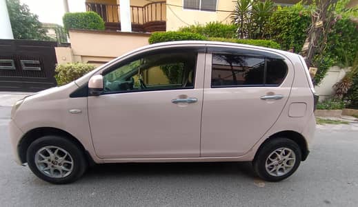 Daihatsu Mira 2012