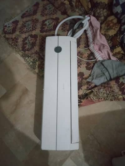 GREE 1 TON