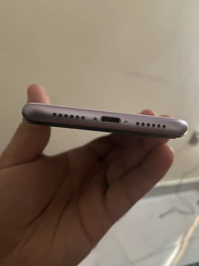 Apple iPhone 11