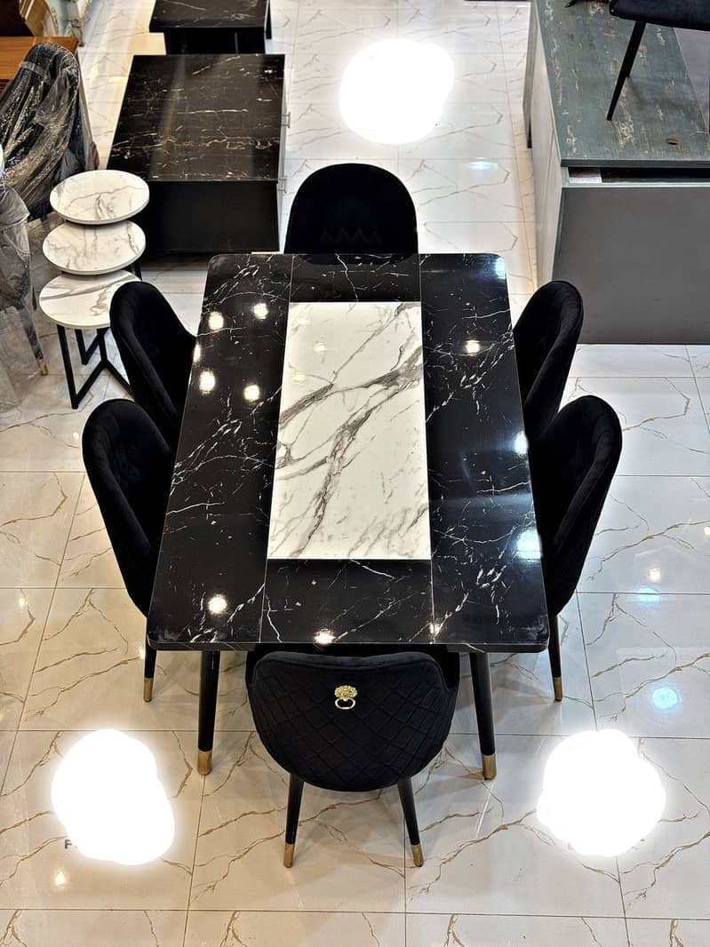 Beautiful Dining Table Set 0