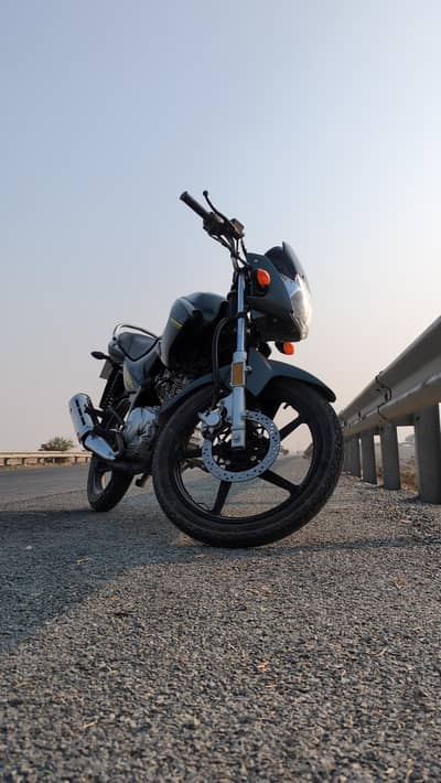 Yamha YBR 125 2025