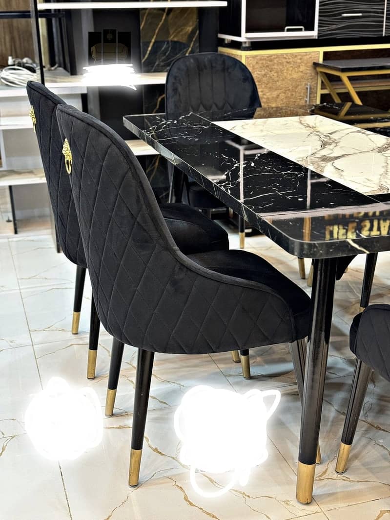Beautiful Dining Table Set 4