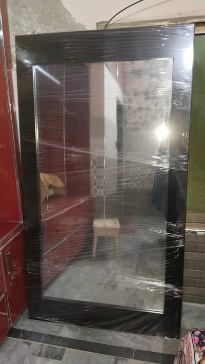 new fwood fram and mirror