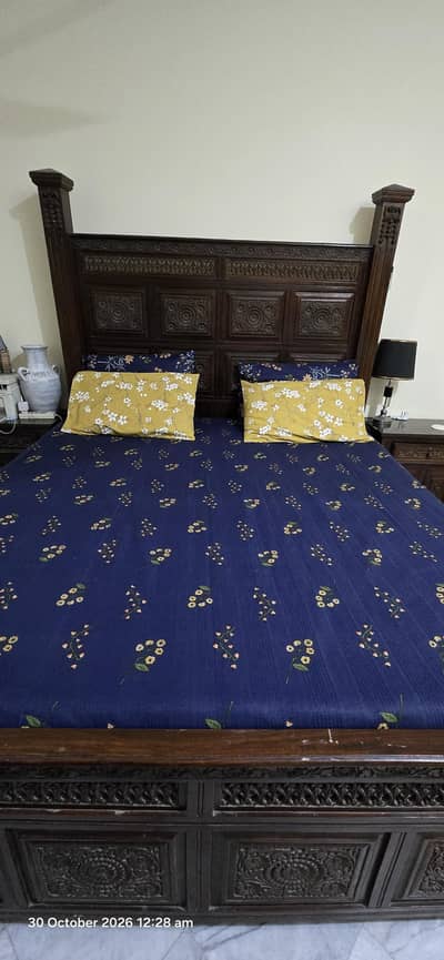 bed pure shesham wood chinioti style