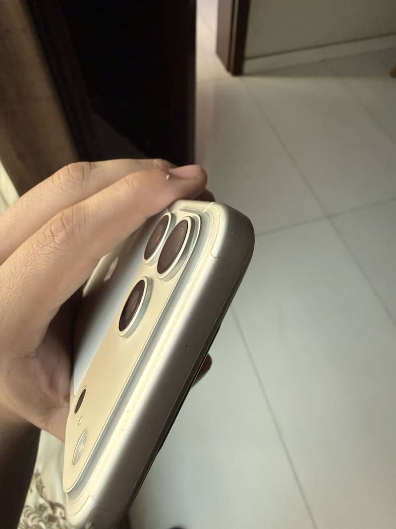 Apple iPhone 17 Pro Max 10