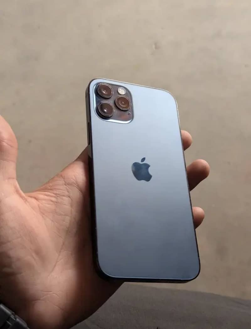 Apple iPhone 12 Pro 0