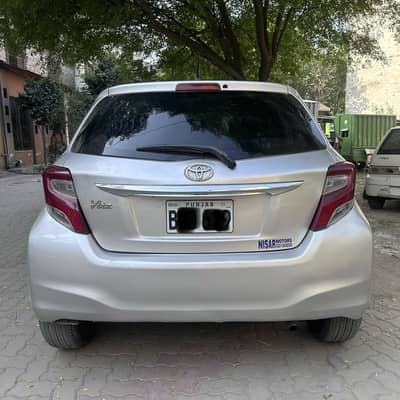 Toyota Vitz 2014