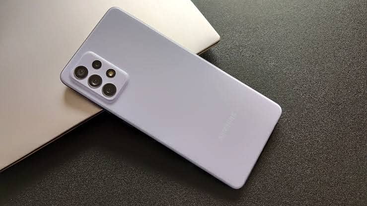 Samsung Mobile A72 0