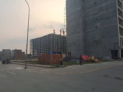 16 Marla Corner Commercial Plot 8 8 Marla Pair Corner Plus Jernal. For Sale 150 Fr Main Bulverd