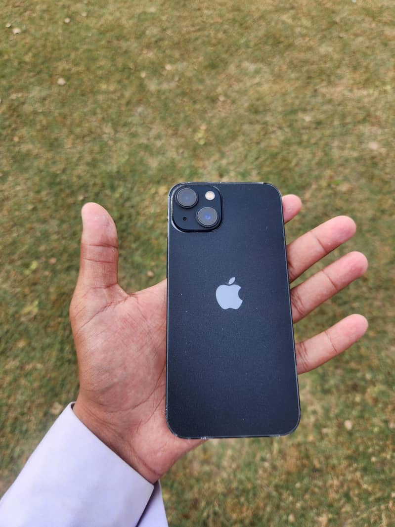 Apple iPhone 13 1