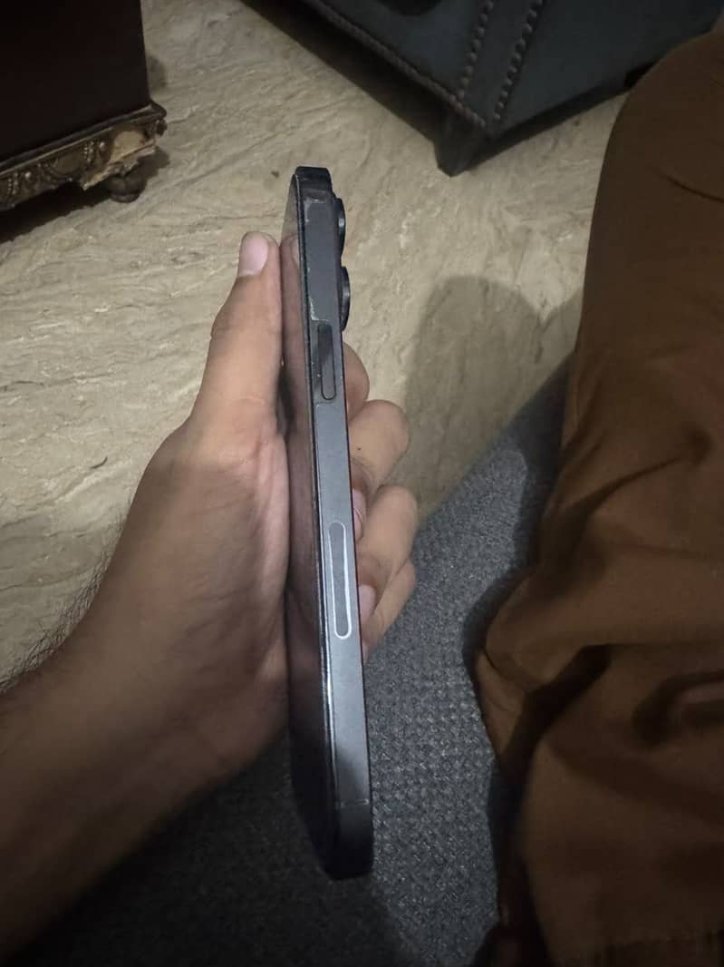 Apple iPhone 14 Pro Max 6