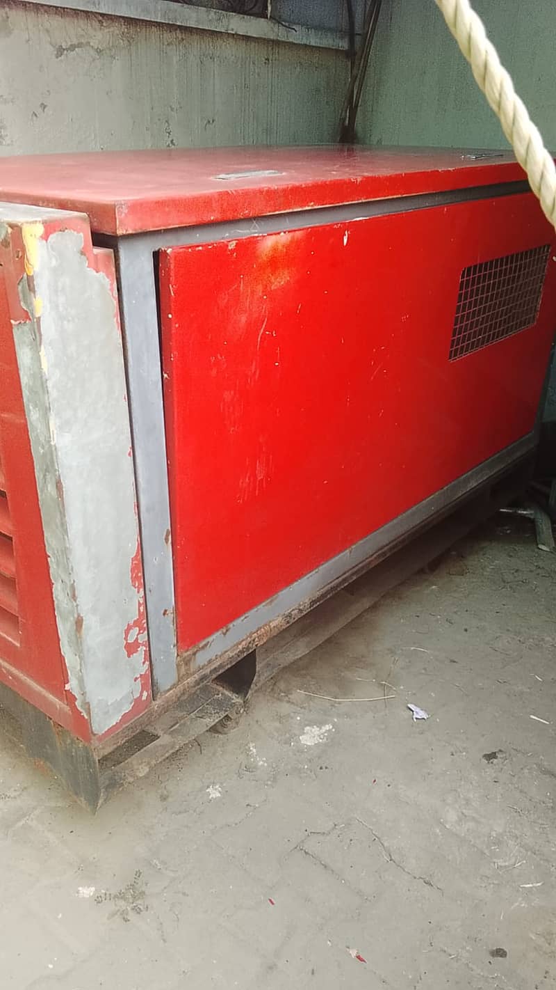Generator in Running Condition Good 1