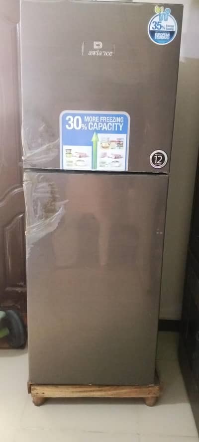 8 CFT Refrigerator for Sale – Excellent Condition