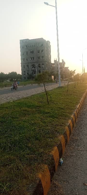 Ground Shop On Stunning Location Express Way DHA5