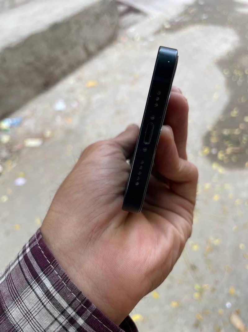 Apple iPhone 14 1