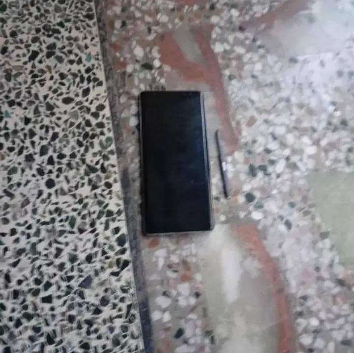 Samsung Mobile Note 8 0