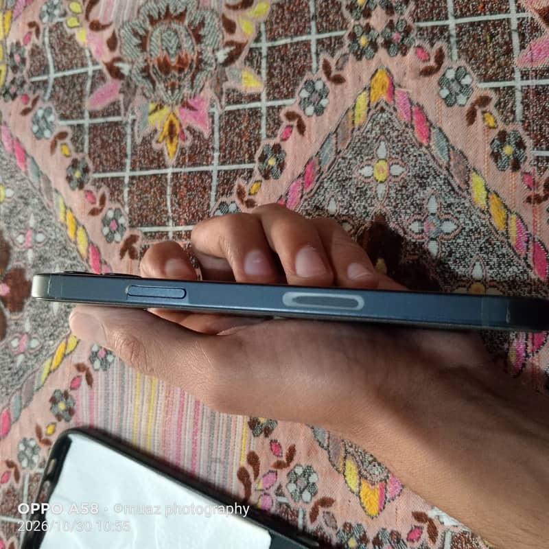 Apple iPhone 12 8