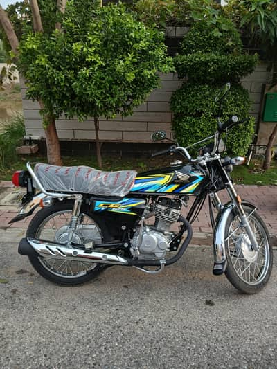 Honda CG 125 Black  Brand New Condition