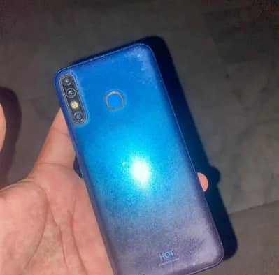 Infinix Hot 8 4/64gb with box and cable for sale/exchange