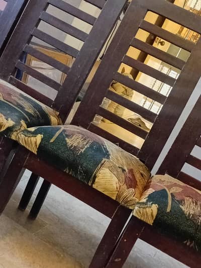 4 chairs