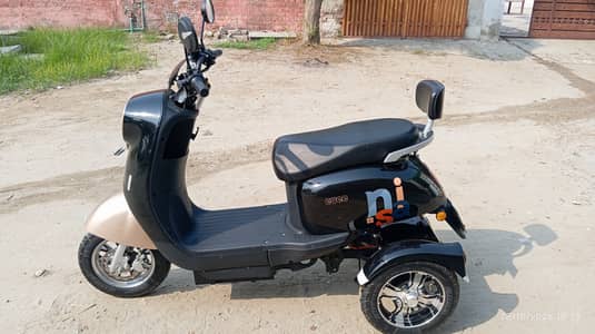 Evee Nisa Three Wheel