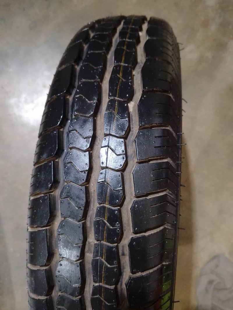 Tyre 4-hours used 1