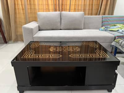 Elegant Living Room Centre Table