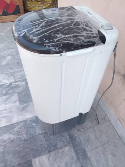 Haier 8 kg spinner single tub