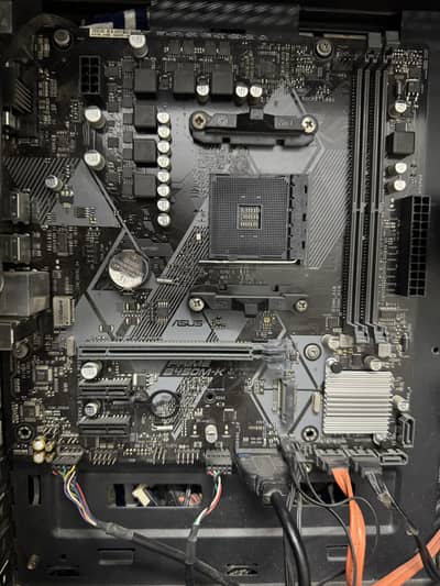 Ryzen 5 5600 , b450m , rx 6600xt , 256gb nvme