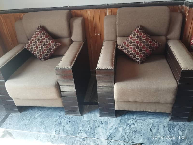 7 Seater Sofa 0