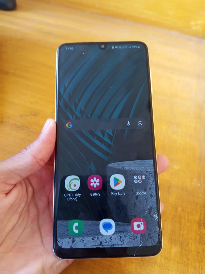 Samsung Mobile A22 1
