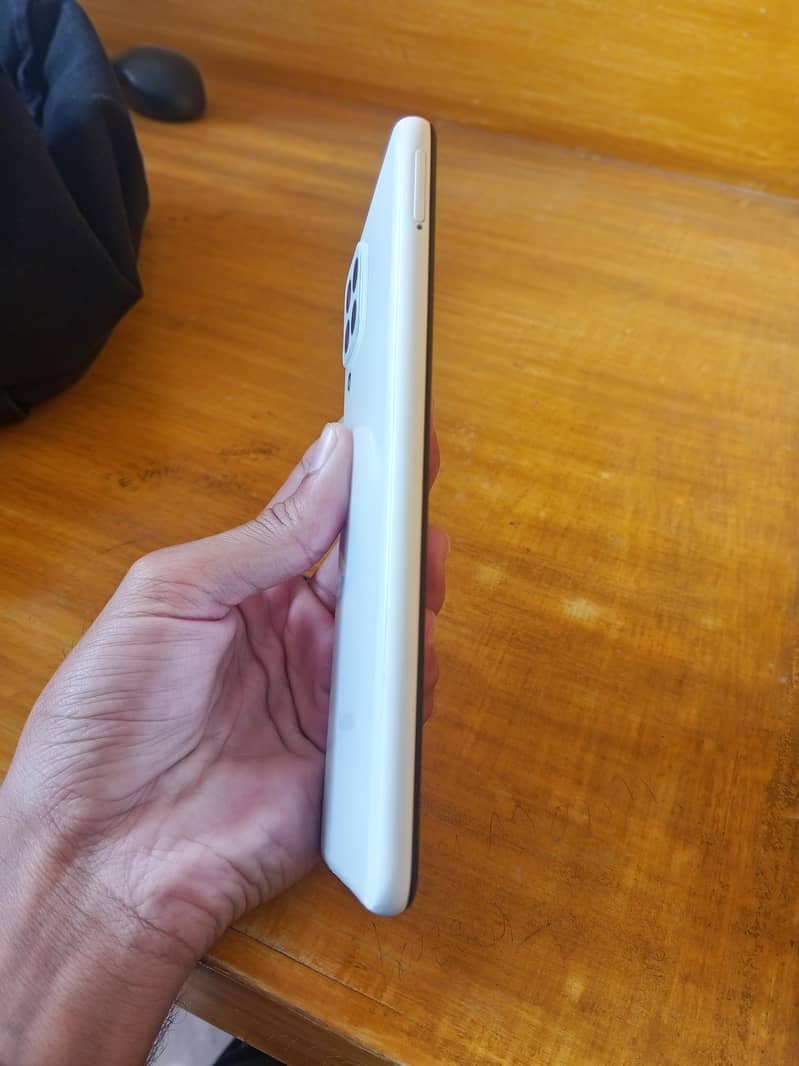Samsung Mobile A22 3