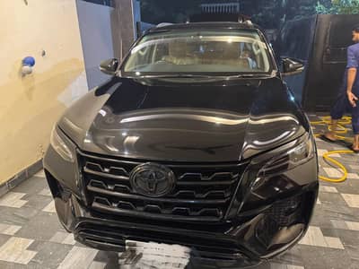 Toyota Fortuner V 2025 urgent for Sale