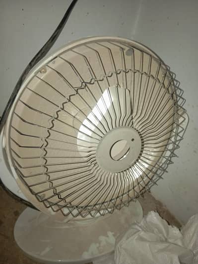 Electric Fan Heater / Sun Heater in Good Condition