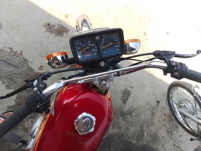 Honda 125 Model 2026 red colour for sale urjent