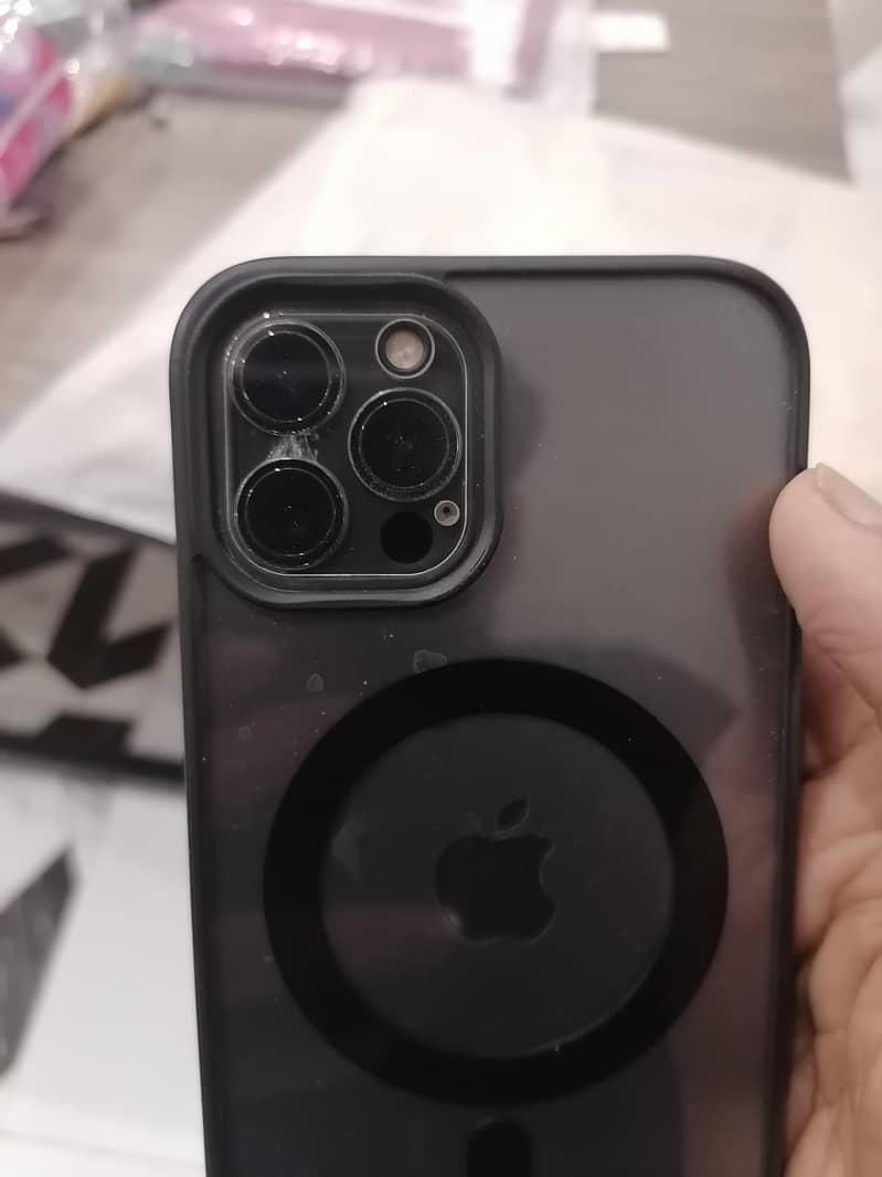 Apple iPhone 12 Pro 3