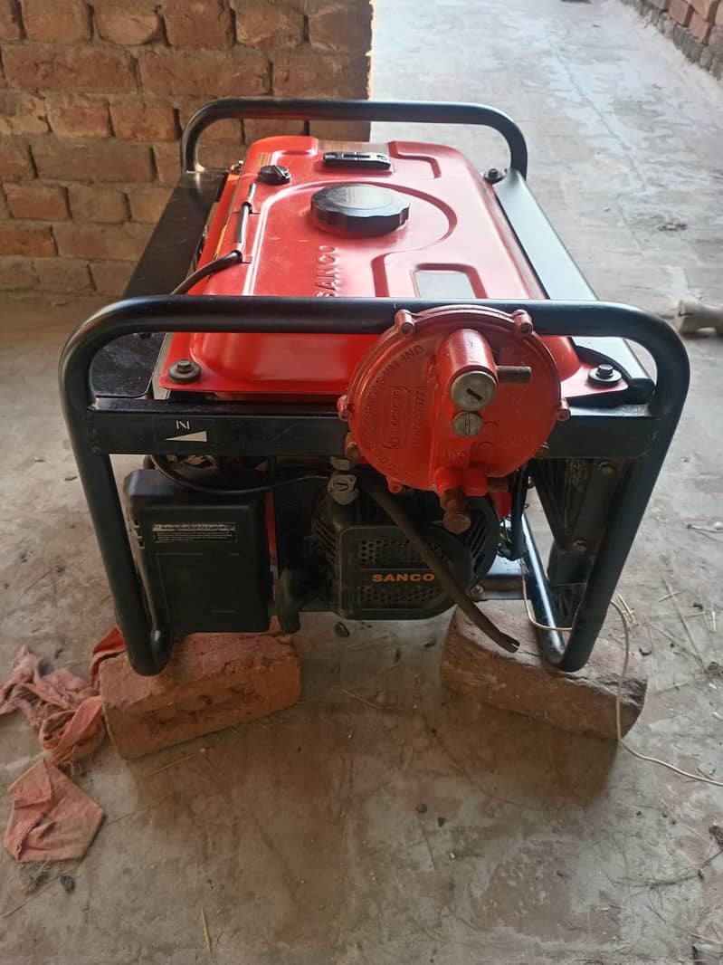 senco generator.  3500w. 0