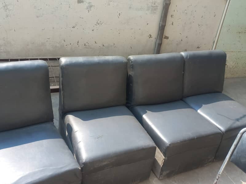 Office Sofa Set Good Condition 1