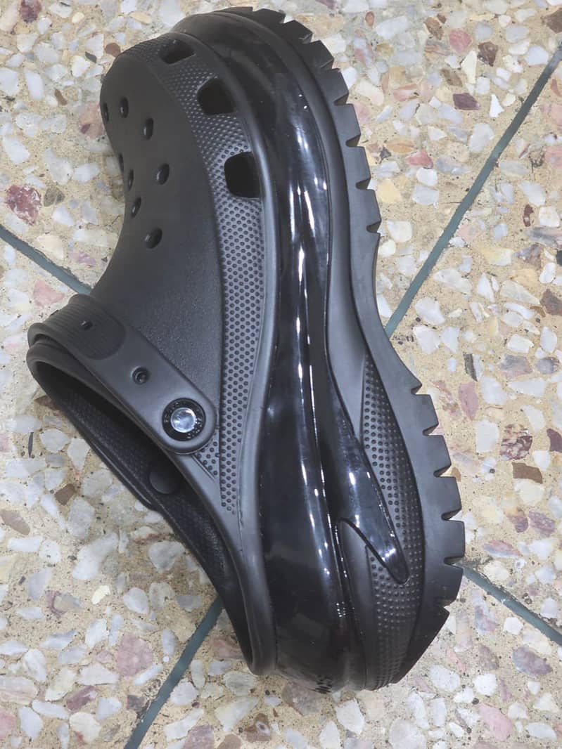 Crocs Original Mega Crush Clogs 1
