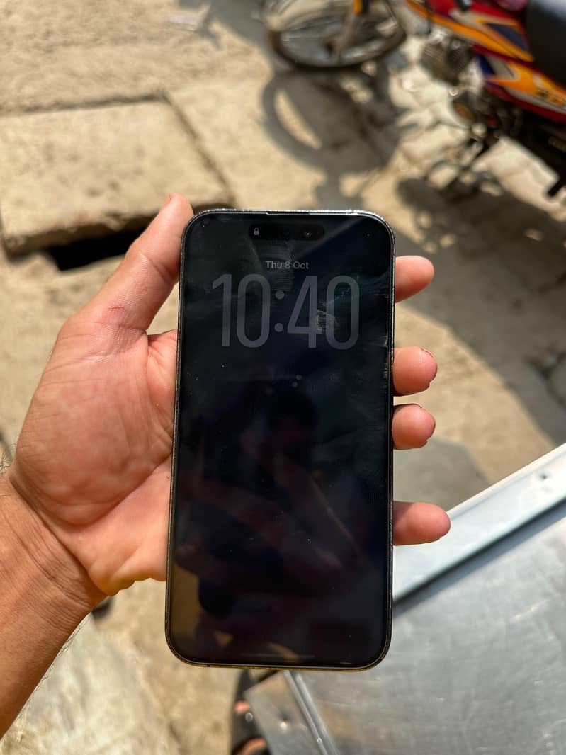 Apple iPhone 14 Pro Max 4