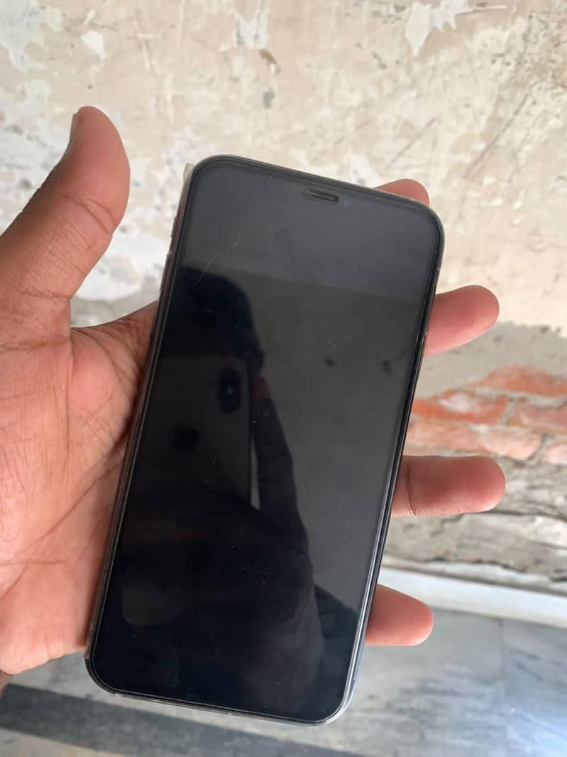 Apple iPhone 11 1