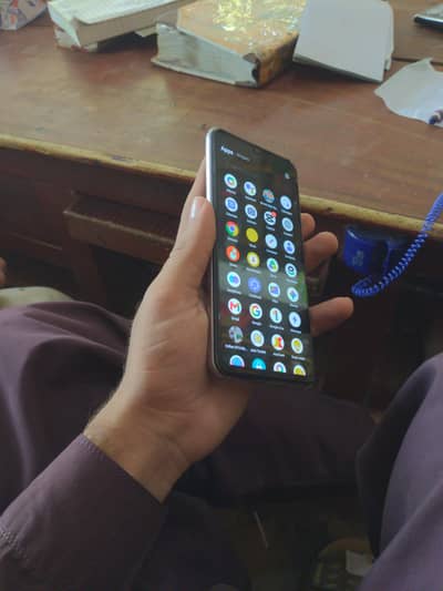 Vivo V21