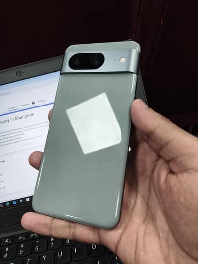Google Pixel 8