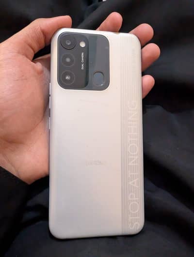 Tecno Spark 8C