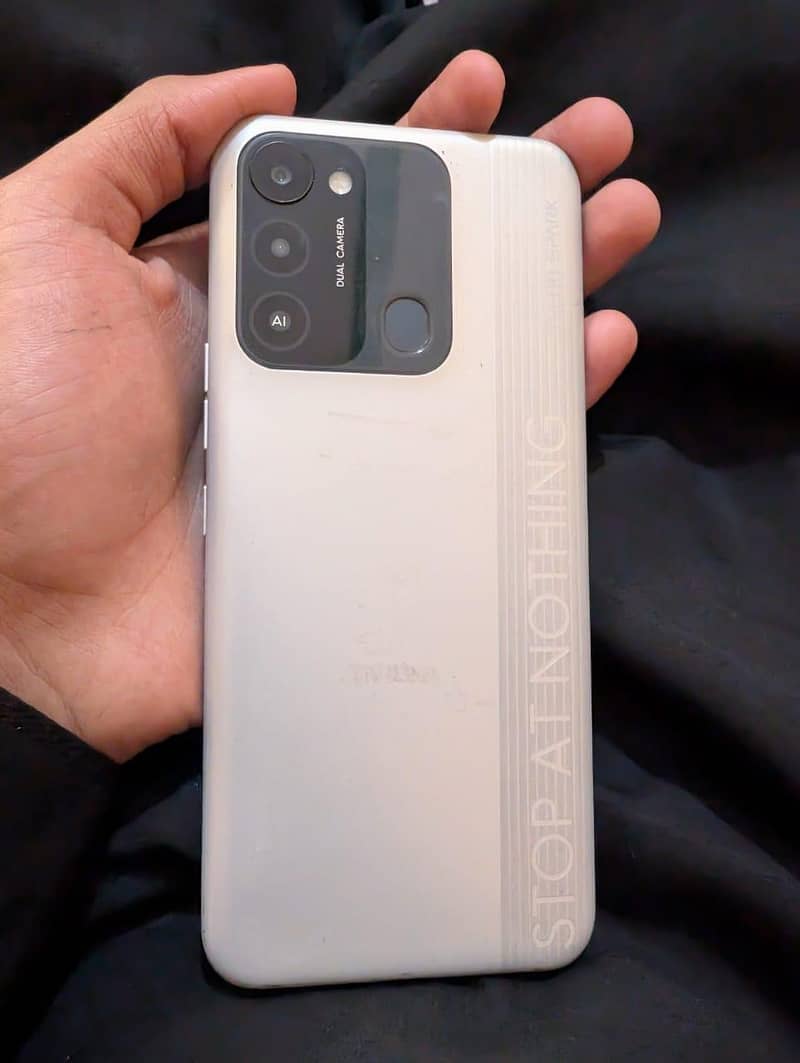 Tecno Spark 8C 0