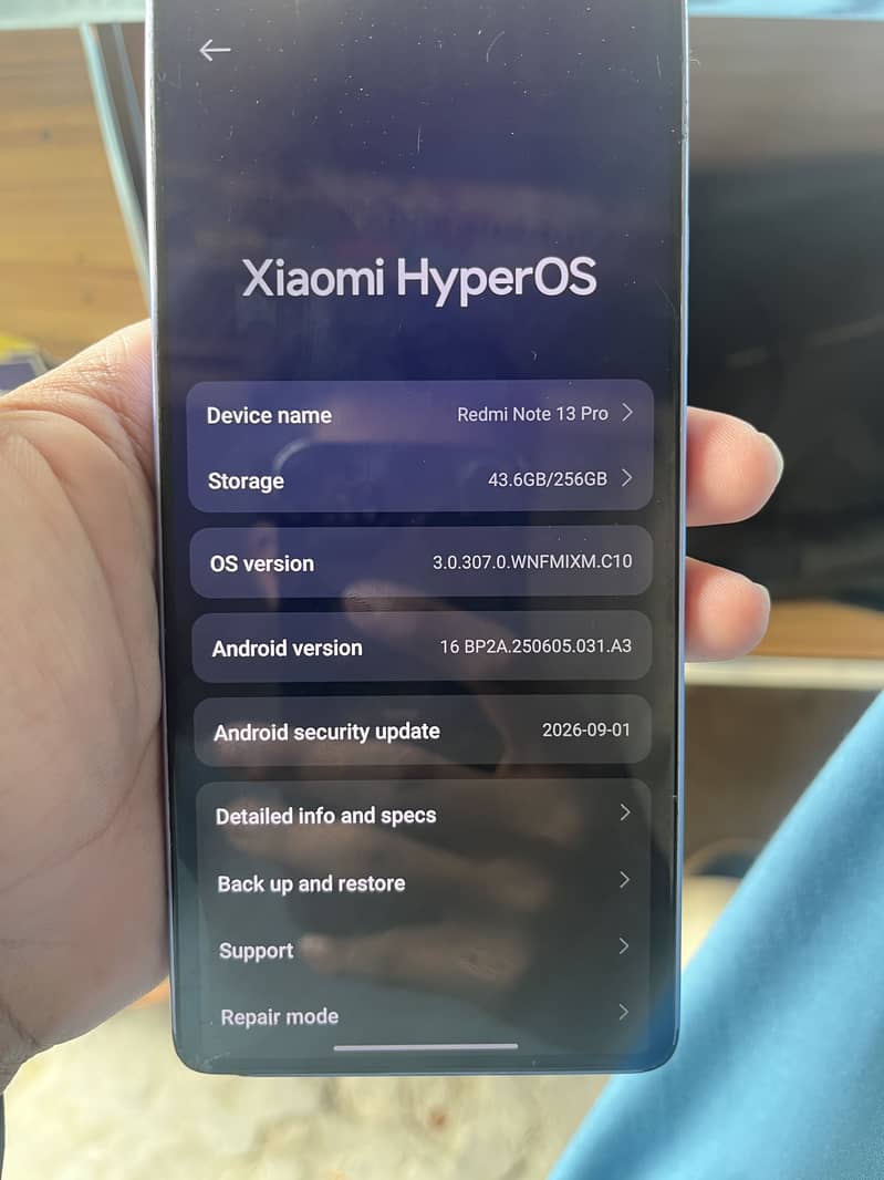 Realme note  13 Pro 3