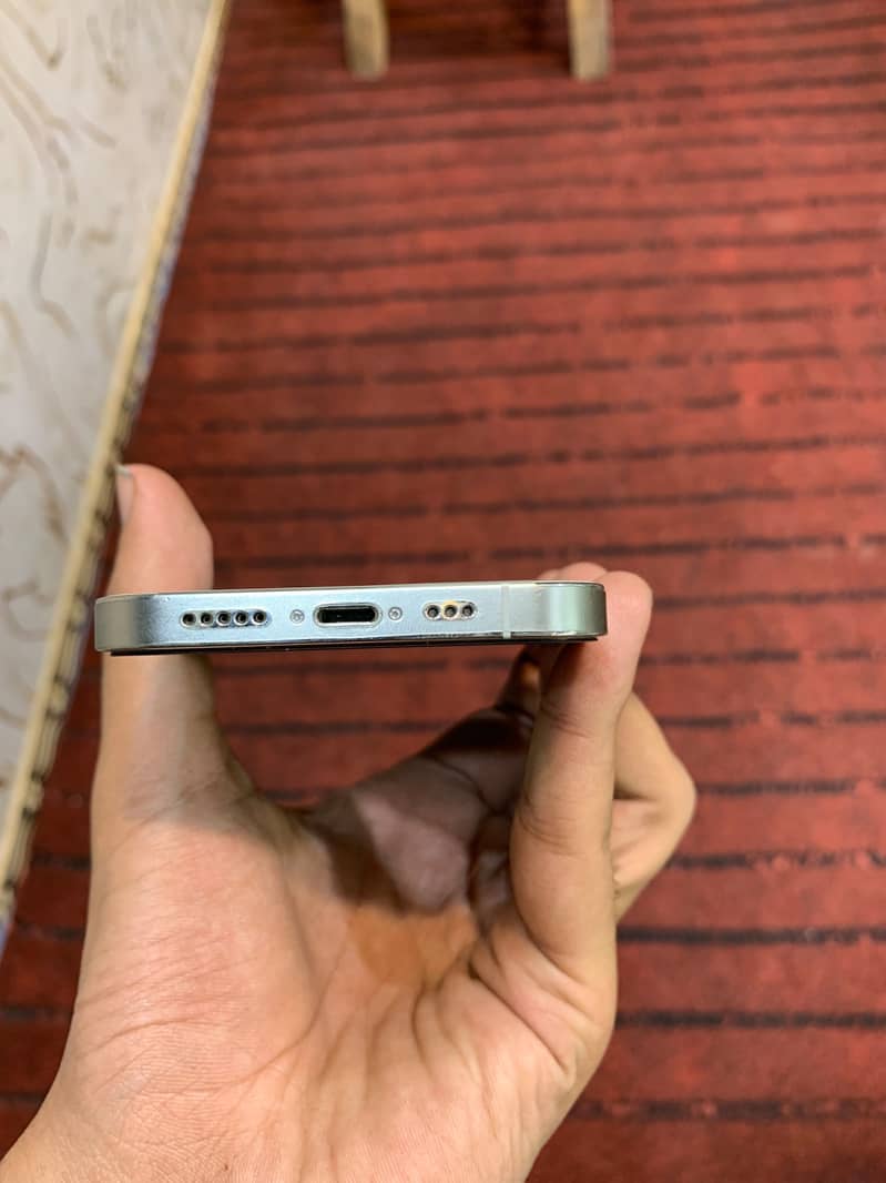 Apple iPhone 12 Pro 0